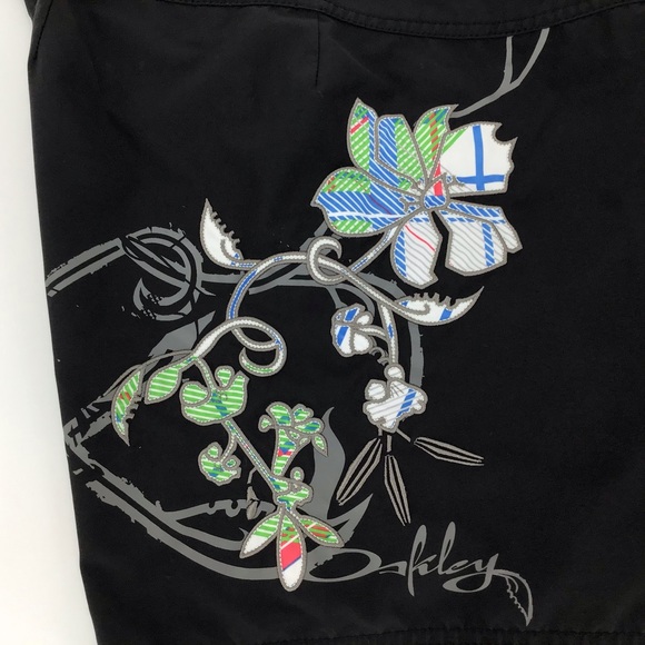 Oakley Black Shorts with Floral Logo design, 8 - Picture 10 of 15
